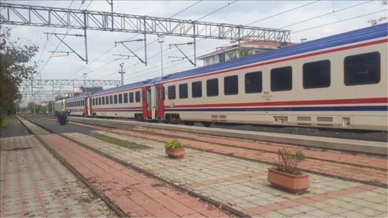 Muratlı´da tren yolu masaya yatırıldı