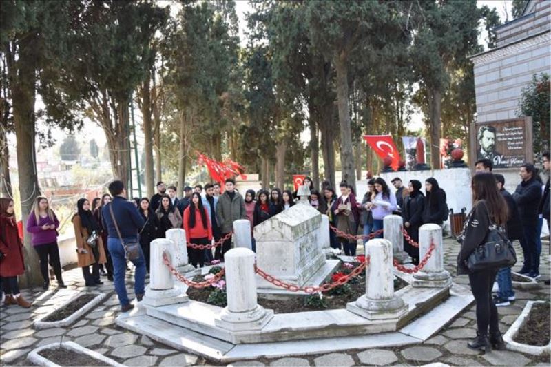 Vefatının 131. yılında Namık Kemal mezarı başında anıldı