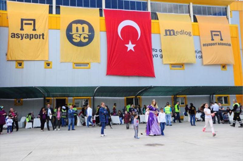 ASYAPORT 23 NİSAN ŞENLİĞİ DÜZENLEDİ