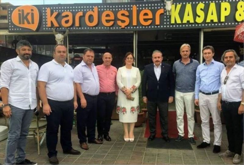 İKİ KARDEŞLER ET MARKET YENİLENEN YÜZÜ VE BİNASIYLA HİZMETE DEVAM EDİYOR