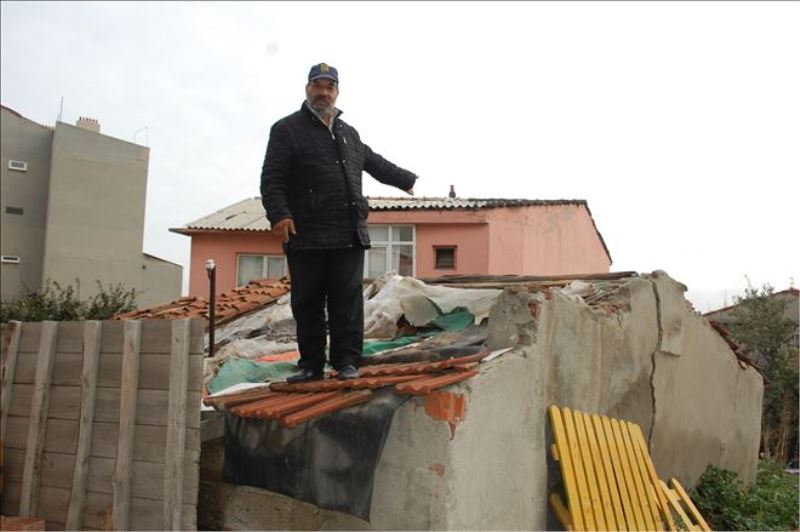 Metruk sanılıp yıkılmak istenen ev harabeye döndü