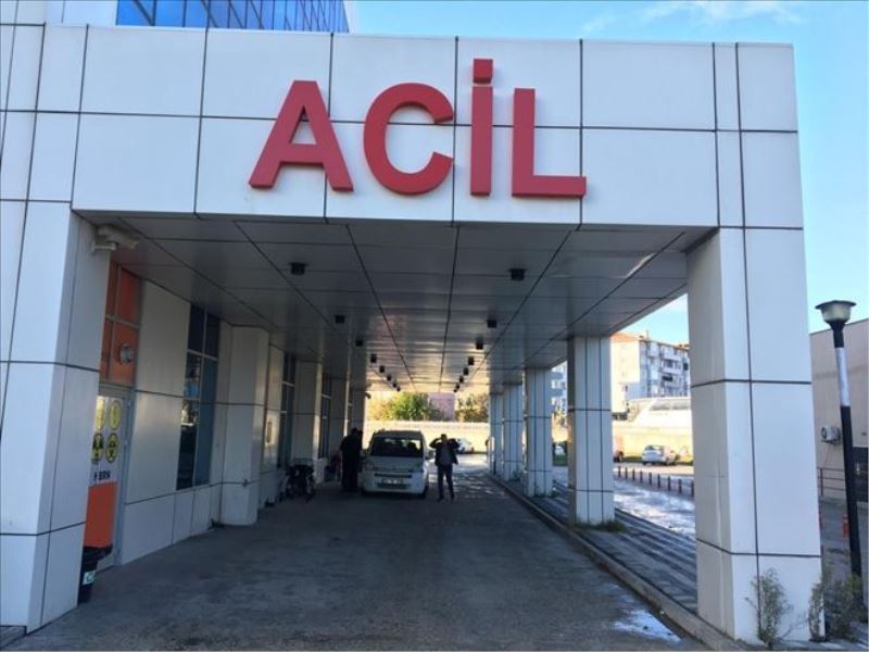 21 öğrenci gıda zehirlenmesi şüphesiyle hastaneye kaldırıldı