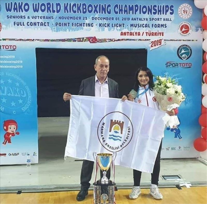 Başkan Hikmet Ata milli sporcuyu yalnız bırakmadı şampiyonluk geldi