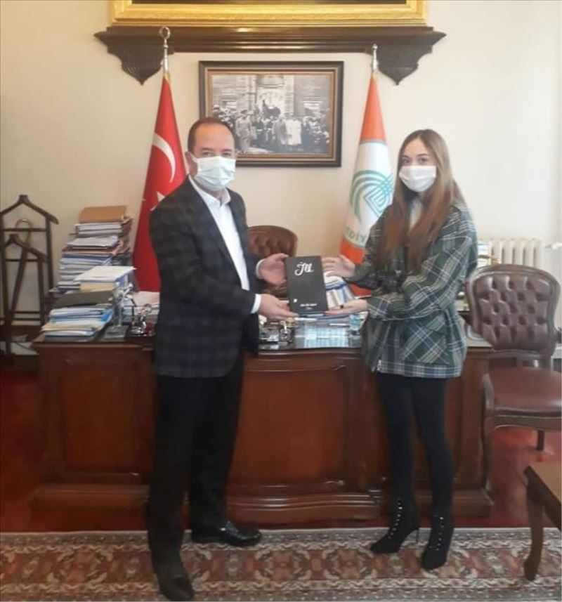 TRAKYA´NIN GENÇ YAZARI TRAKYA´DA ÇALIŞMALARINA DEVAM EDİYOR