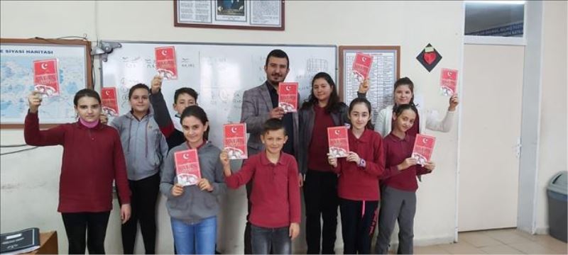Vatan sevgisi öğrencilere kitap yazdırdı
