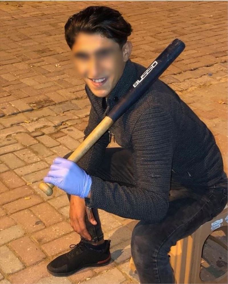 Babasının ağır küfürlerine dayanamayan genç babasını öldürdü