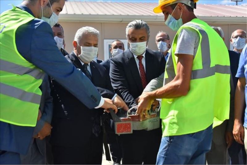 HAYIRSEVER İŞADAMININ YAPTIRDIĞI CAMİNİN TEMELİ ATILDI