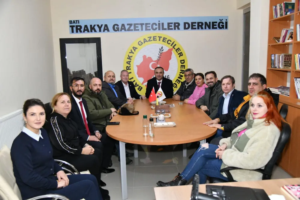 VALİ SOYTÜRK’TEN DERNEĞİMİZE ZİYARET