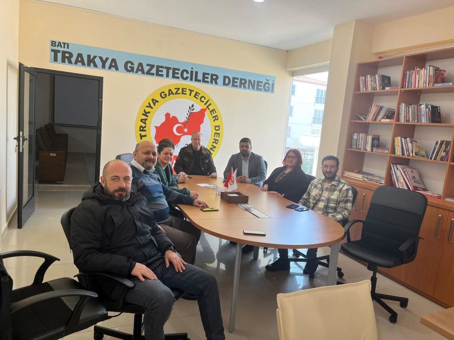GENÇ GAZETECİ KARDEŞLERİMİZ DERNEĞİMİZİ ZİYARET ETTİ