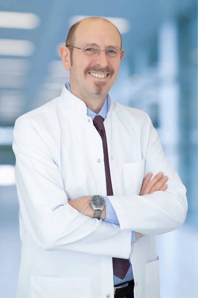 Uzm. Dr. Yaşar PALA kurduğu ve yönettiği Dental Sedasyon Team ile İrmetHospital’da
